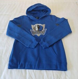 Dallas Mavericks NBA Blue Pullover Hoodie Boys Size Large